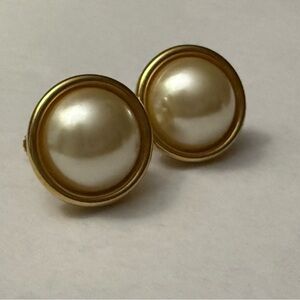 vintage Napier faux pearl screw-back clip-on earrings